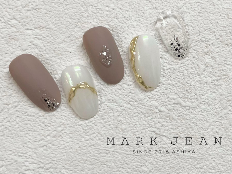 春　マット　ミラー　ネイル