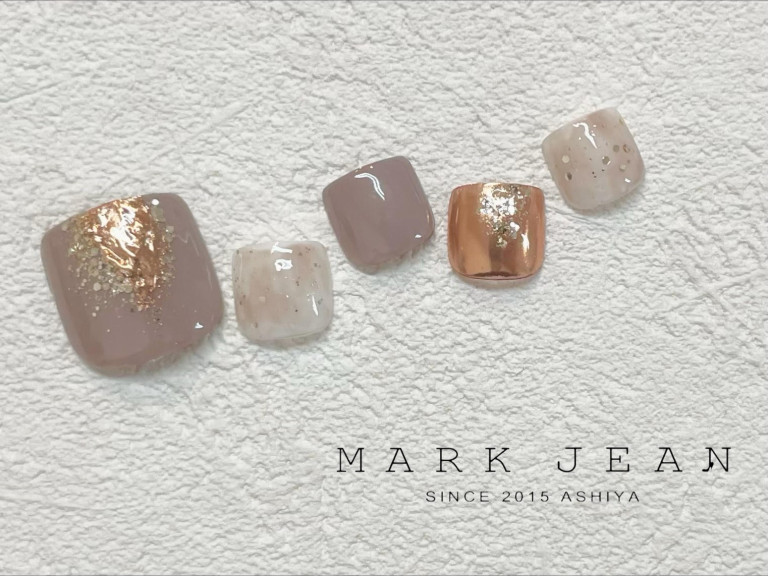 春　ブロンズ　グレー　ネイル