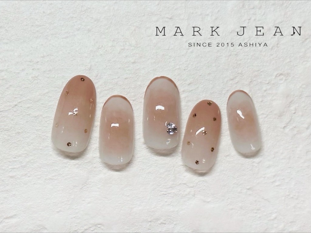 チーク じゅわっと ホロ