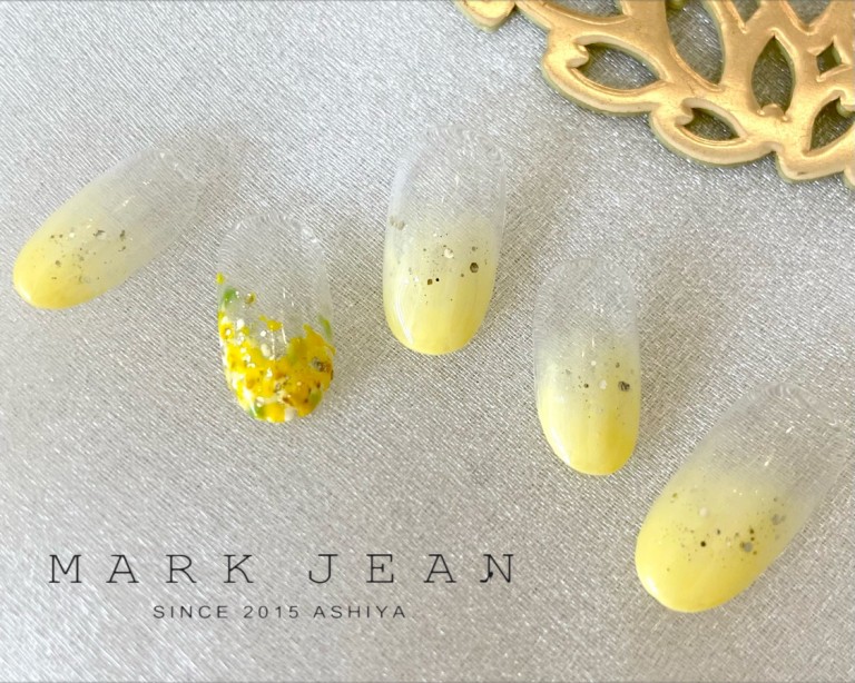 春　フラワー　ミモザ 　イエロー