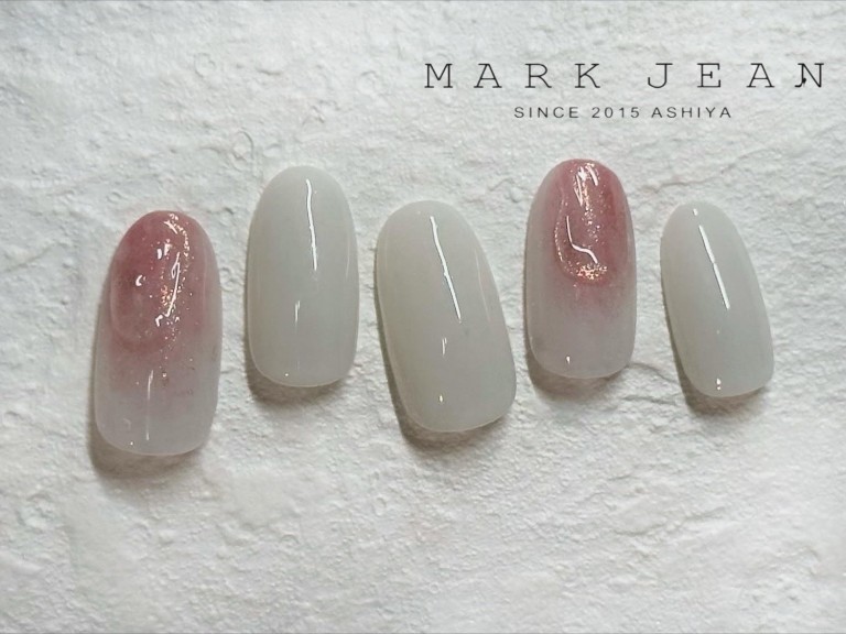 ぷっくり ピンク ミラー